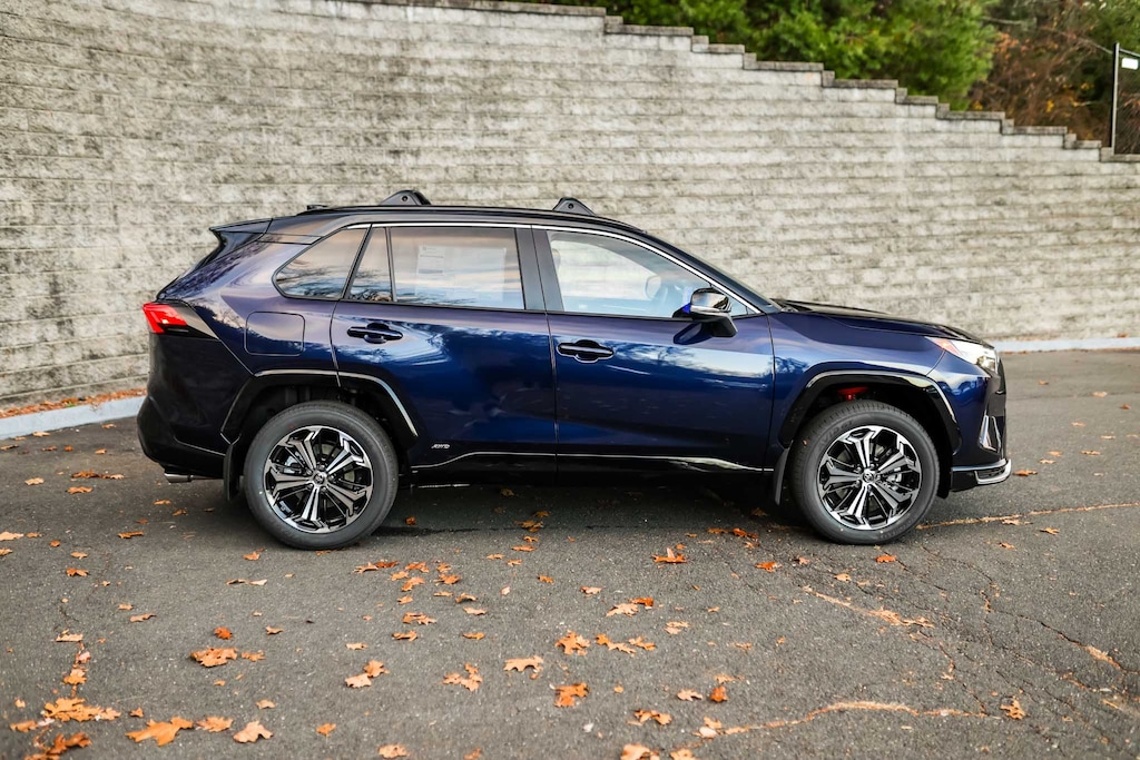 New 2025 Toyota RAV4 Plug-in Hybrid XSE PLUG-IN HYBRID