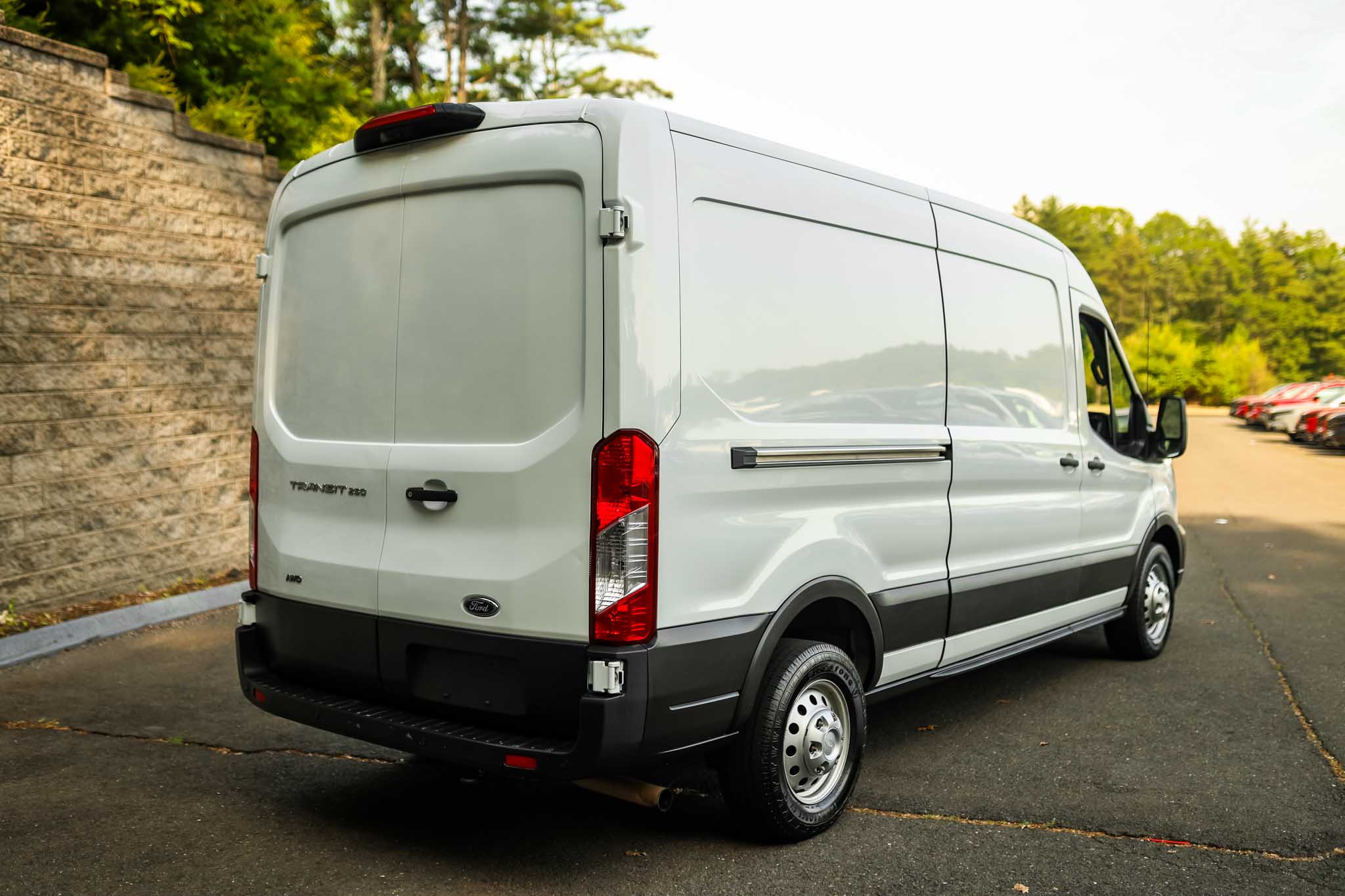 2023 Ford Transit photo 2