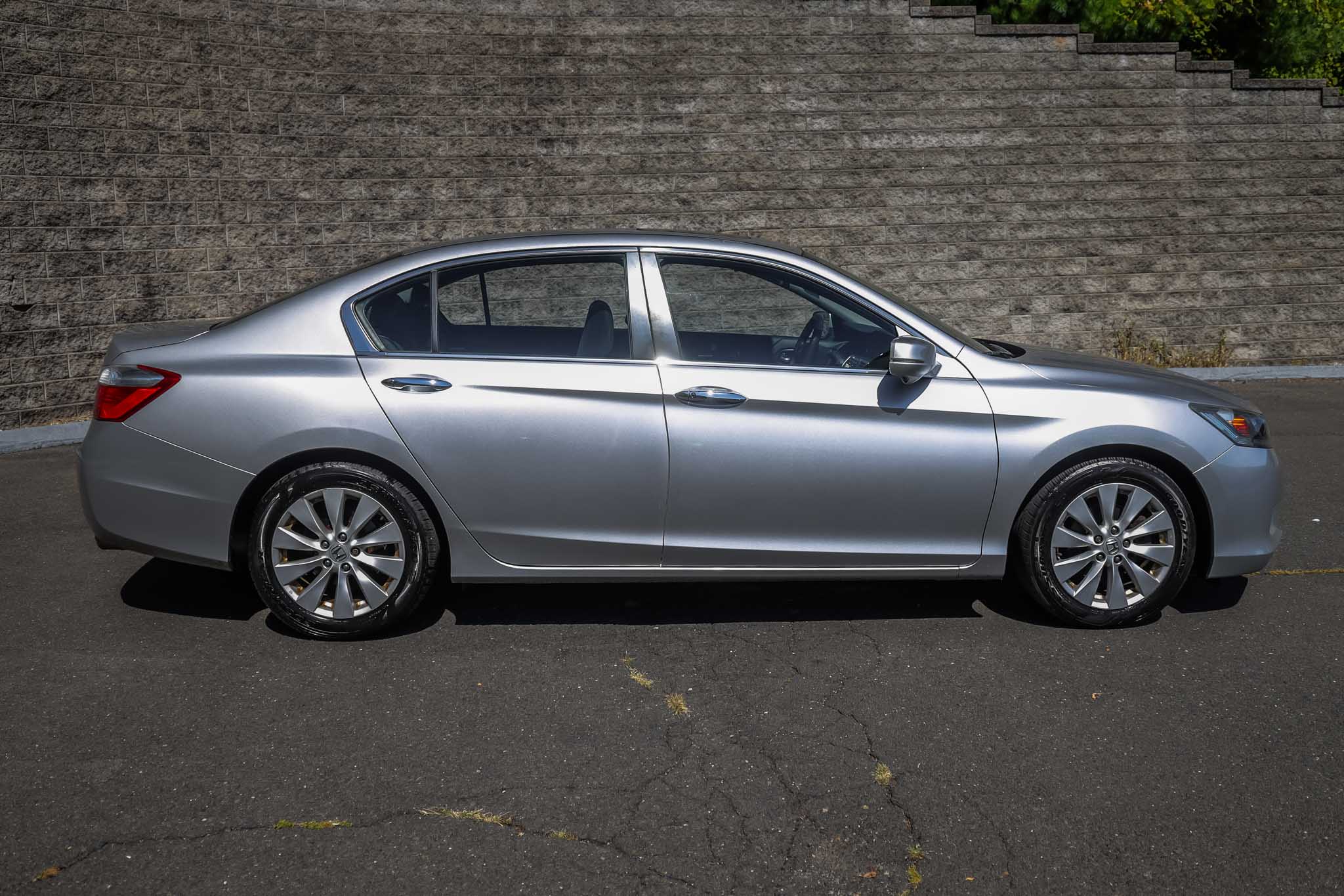 2015 Honda Accord EX photo 3