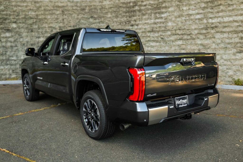 New 2025 Toyota Tundra i-FORCE MAX Limited LIMITED CREWMAX 5.5