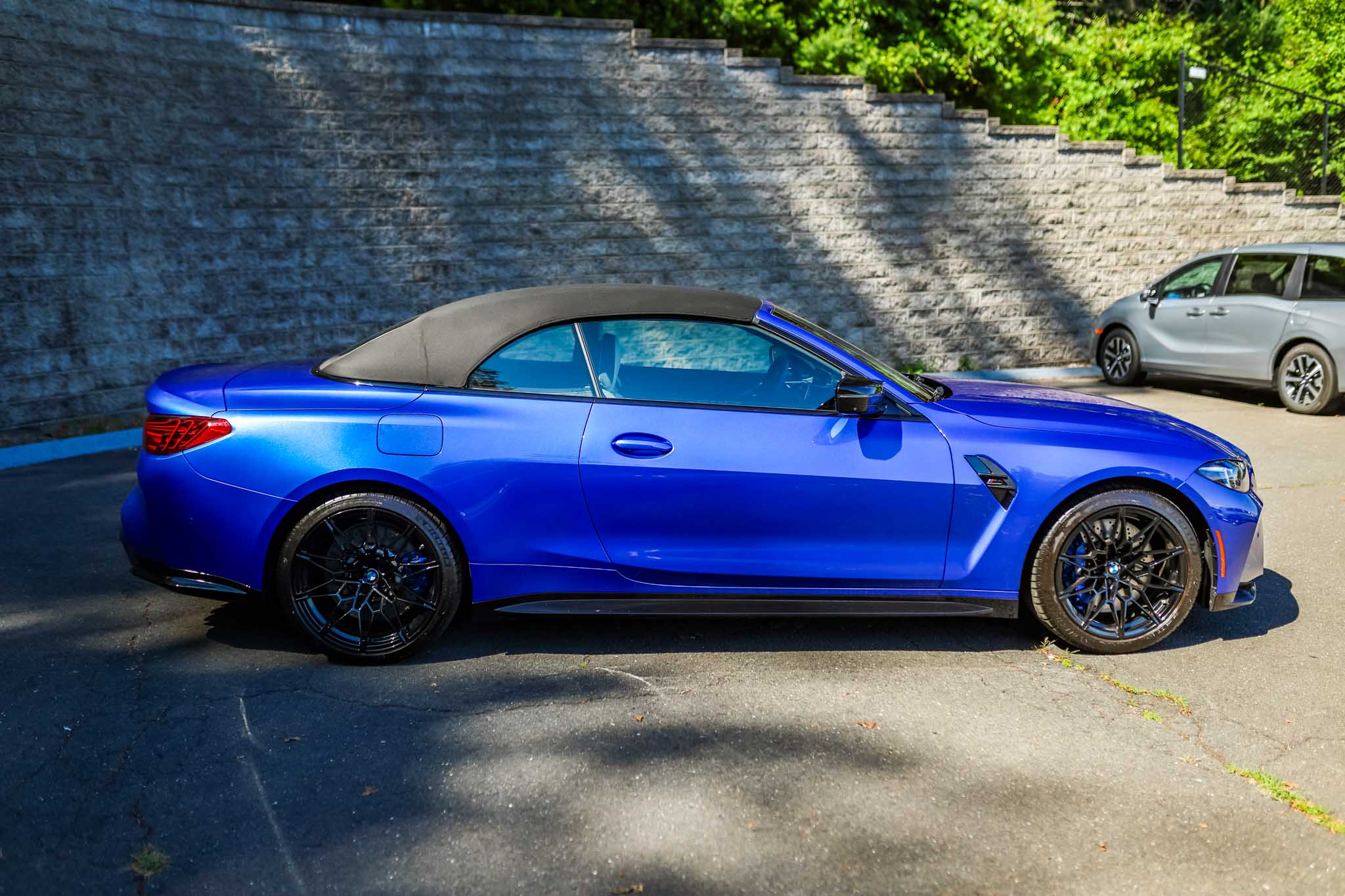 2025 Bmw M4 Convertible photo 3