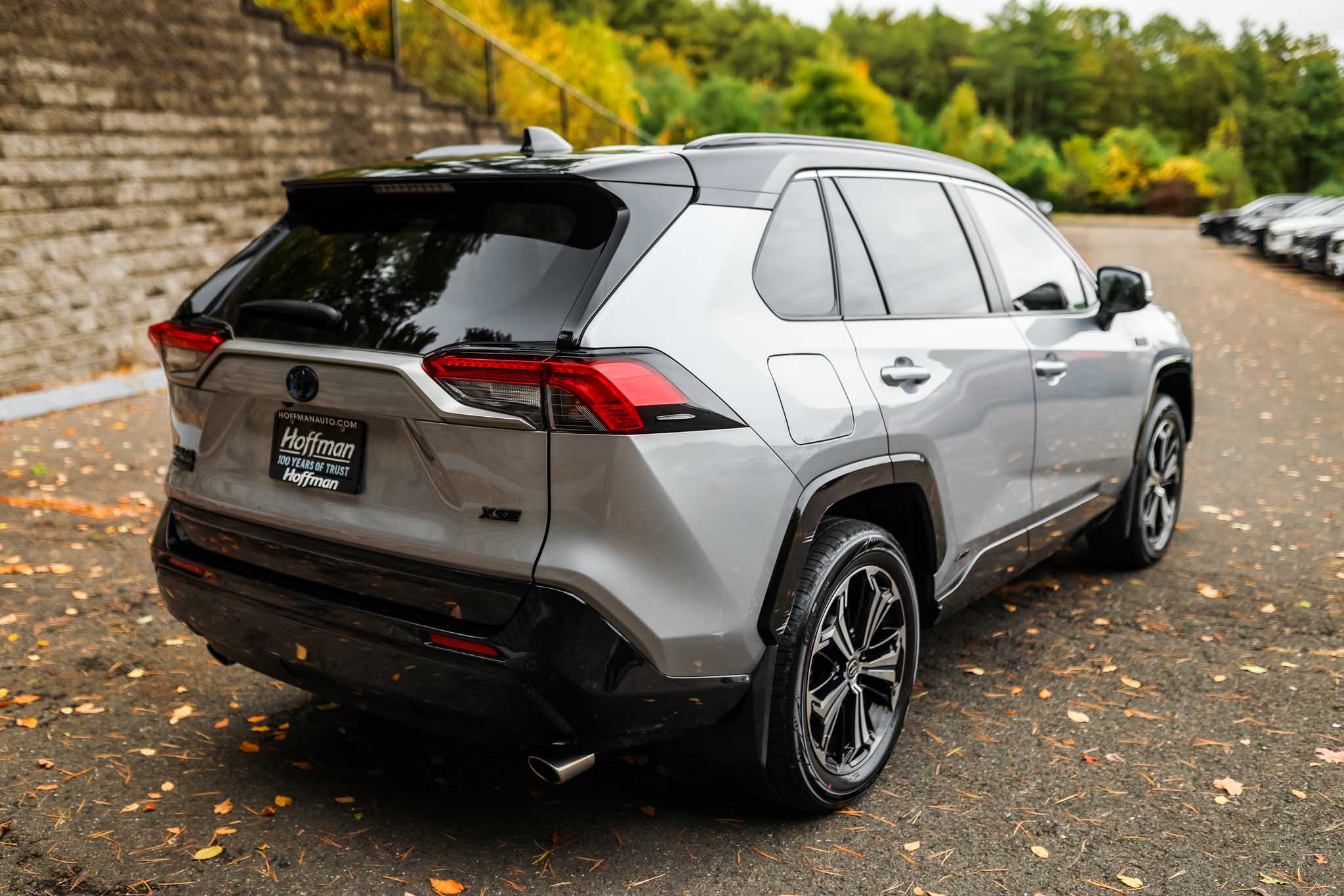 2023 Toyota RAV4 Prime XSE Premium photo 4