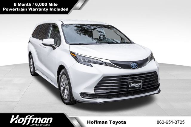 Used Featured 2025 Toyota Sienna LE Van Passenger Van for sale near you in West Simsbury, CT