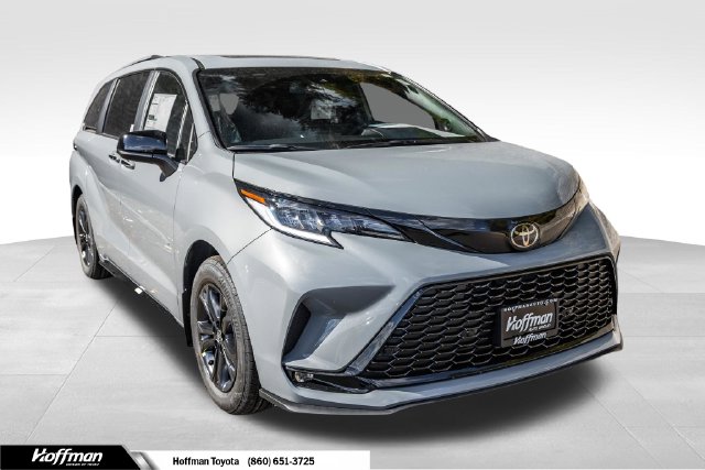 2026 Toyota Sienna XSE 7 PASSENGER