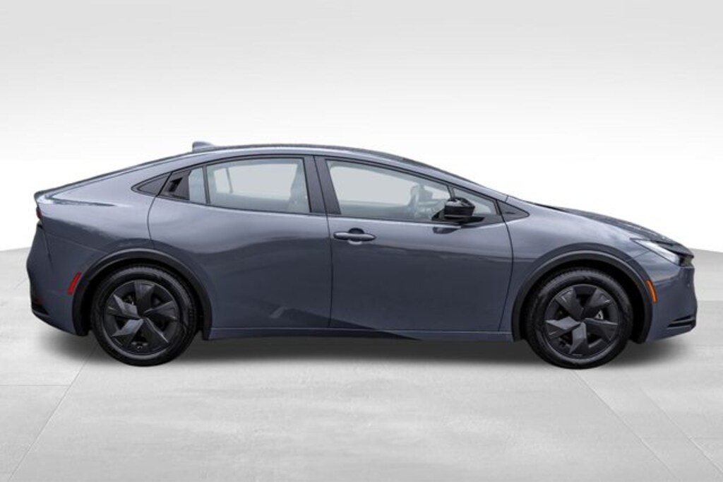 Used 2025 Toyota Prius LE Hatchback
