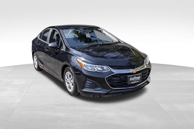 Used 2019 Chevrolet Cruze LS with VIN 1G1BJ5SM1K7106575 for sale in Simsbury, CT