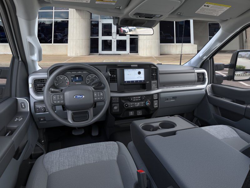 2026 Ford F-350 Super Duty XLT - Photo 9