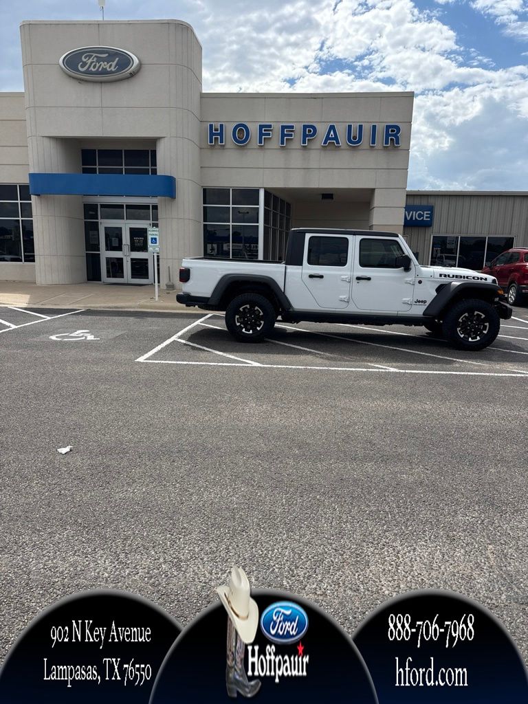 2024 Jeep Gladiator