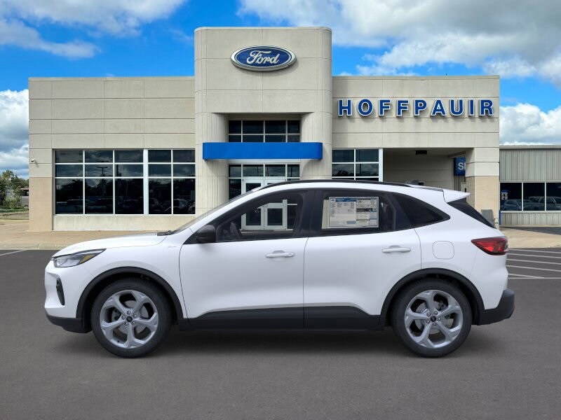 2025 Ford Escape ST-Line photo 2