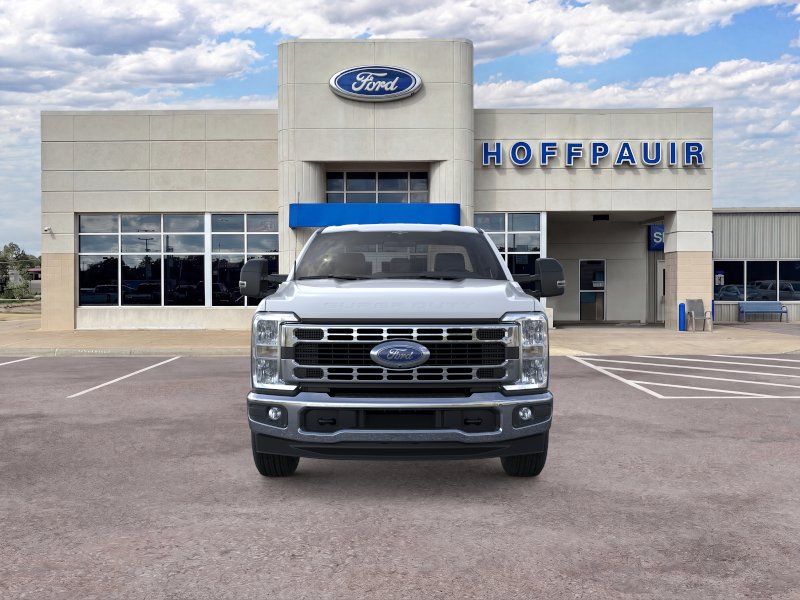2026 Ford F-350 Super Duty XLT - Photo 6