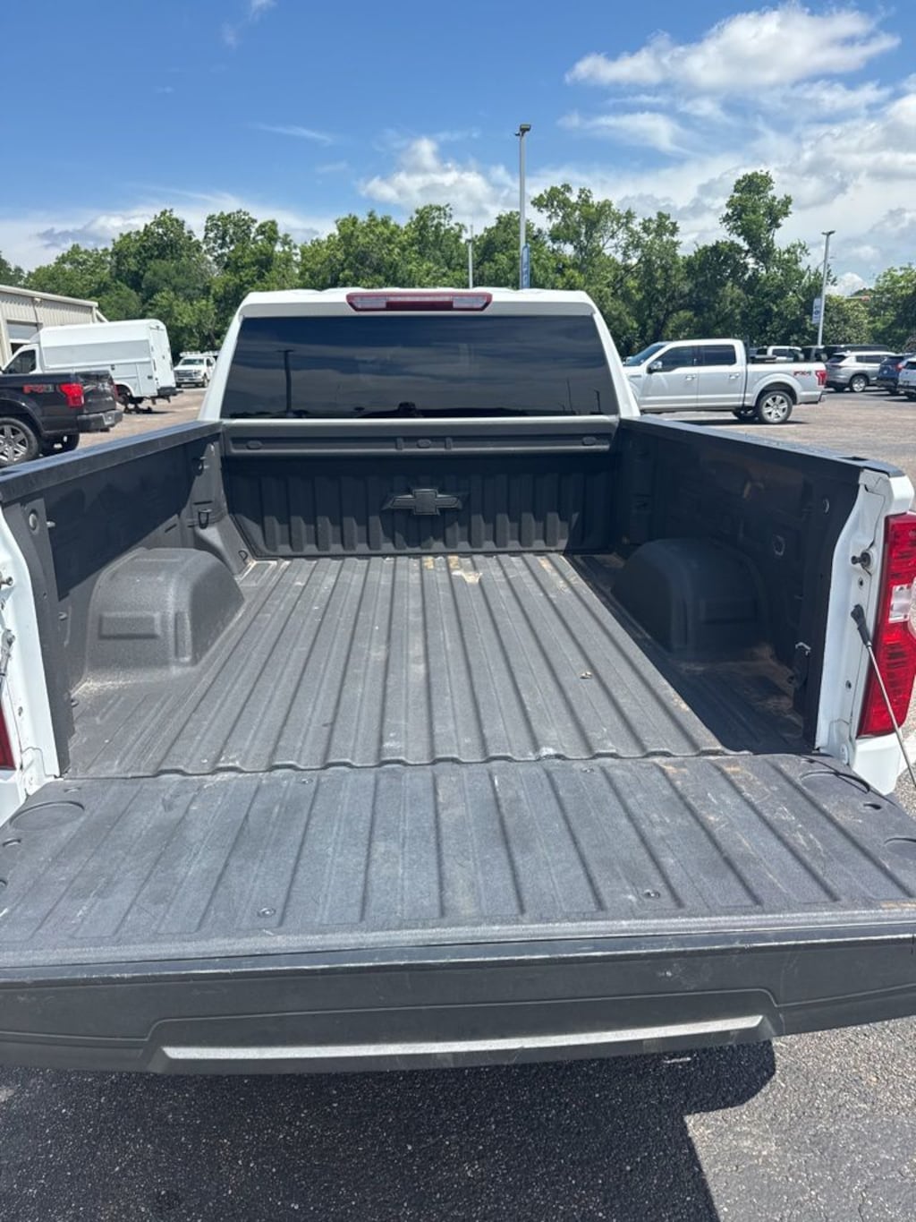 Used 2023 Chevrolet Silverado 1500 LT w/1LT Truck Crew Cab