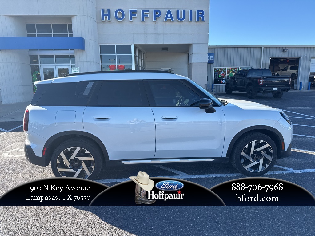 2025 MINI Countryman S's photo