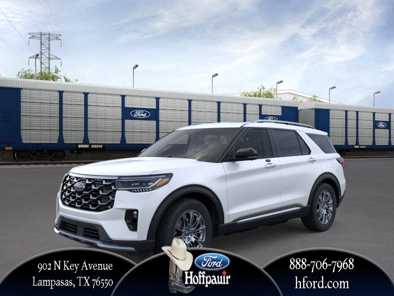 2026 Ford Explorer Platinum's photo