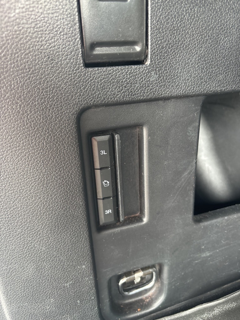 2019 Ford Expedition MAX XLT photo 3