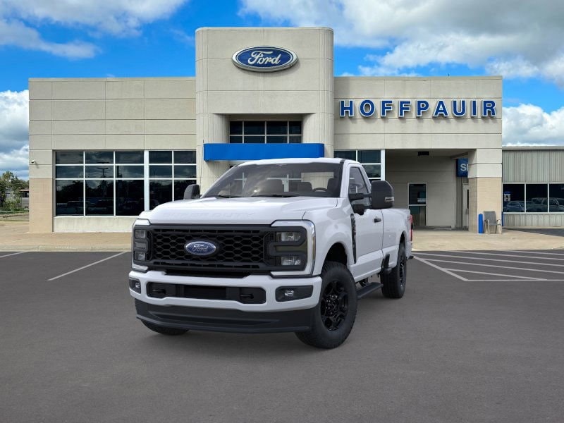 2025 Ford F-350 XL photo 2