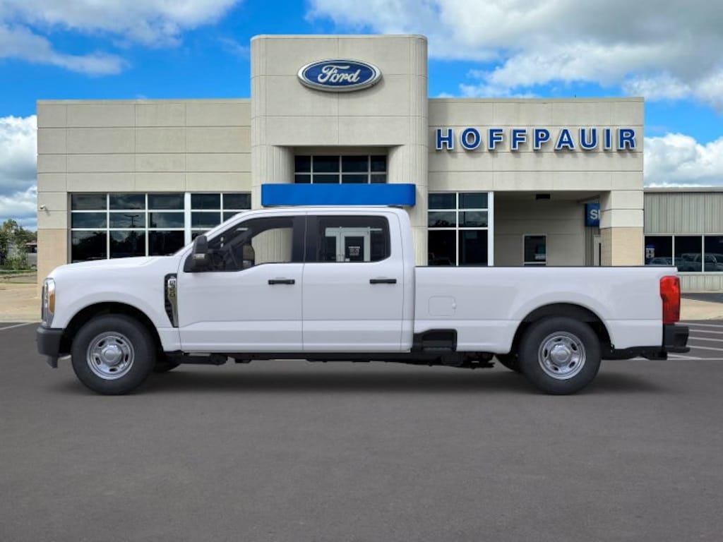 New 2026 Ford F-350 Truck Crew Cab