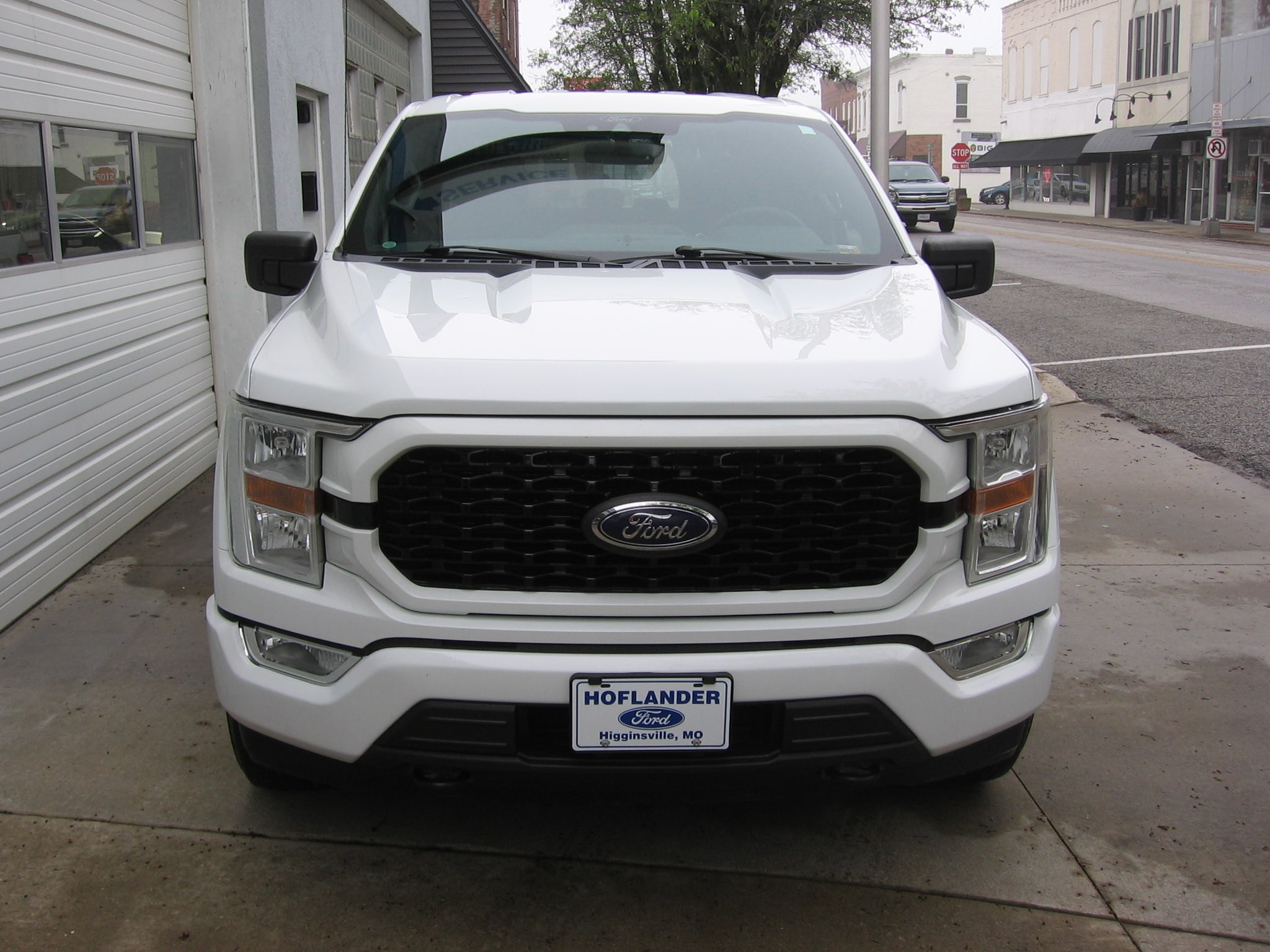 Used 2021 Ford F-150 XL with VIN 1FTEW1EPXMFA33073 for sale in Kansas City