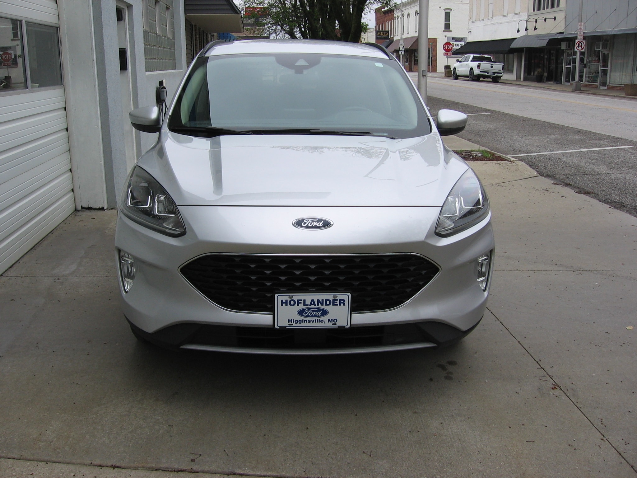 Used 2020 Ford Escape SEL with VIN 1FMCU9H92LUB04197 for sale in Kansas City