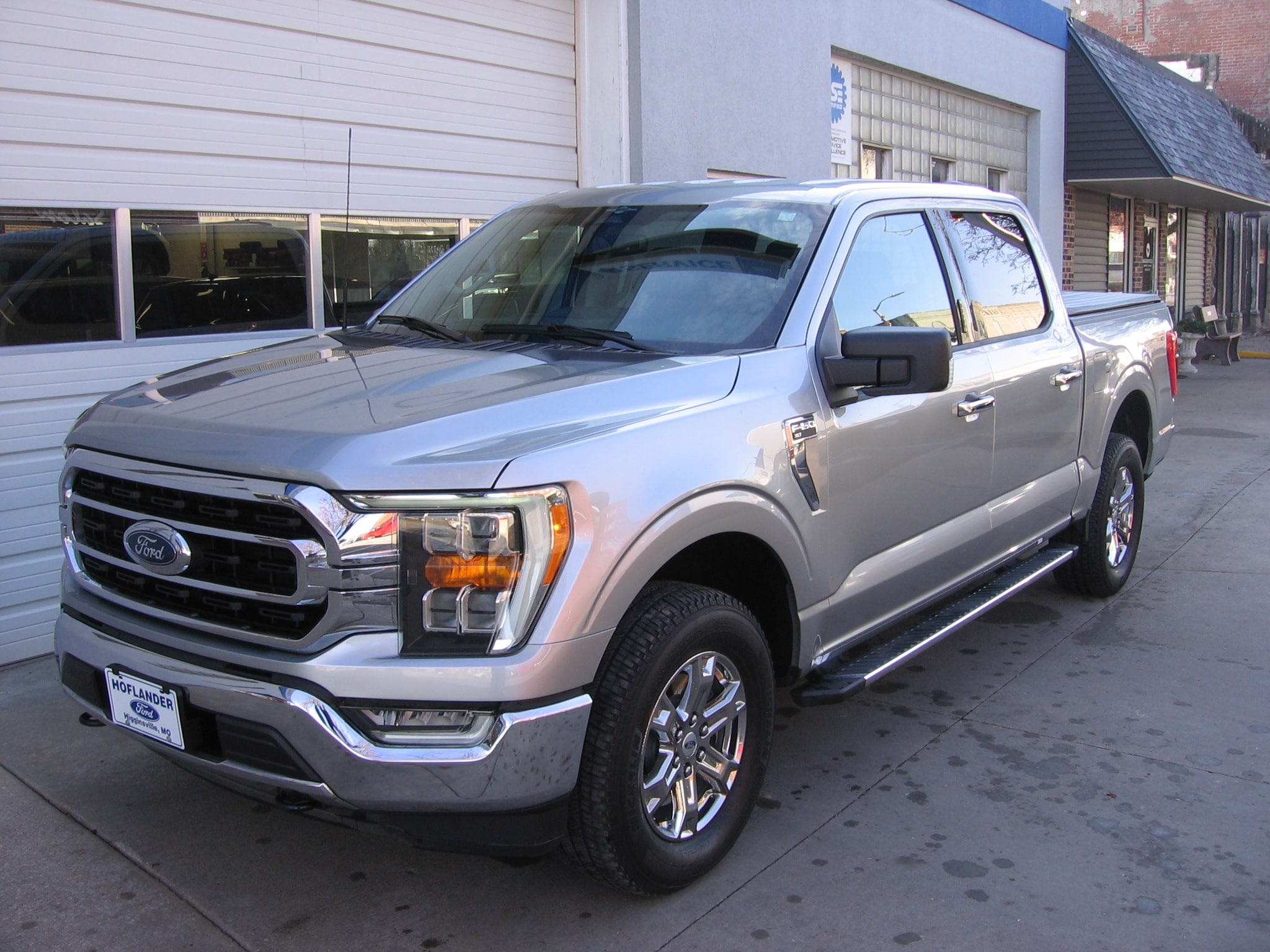 2023 Ford F-150 XLT's photo