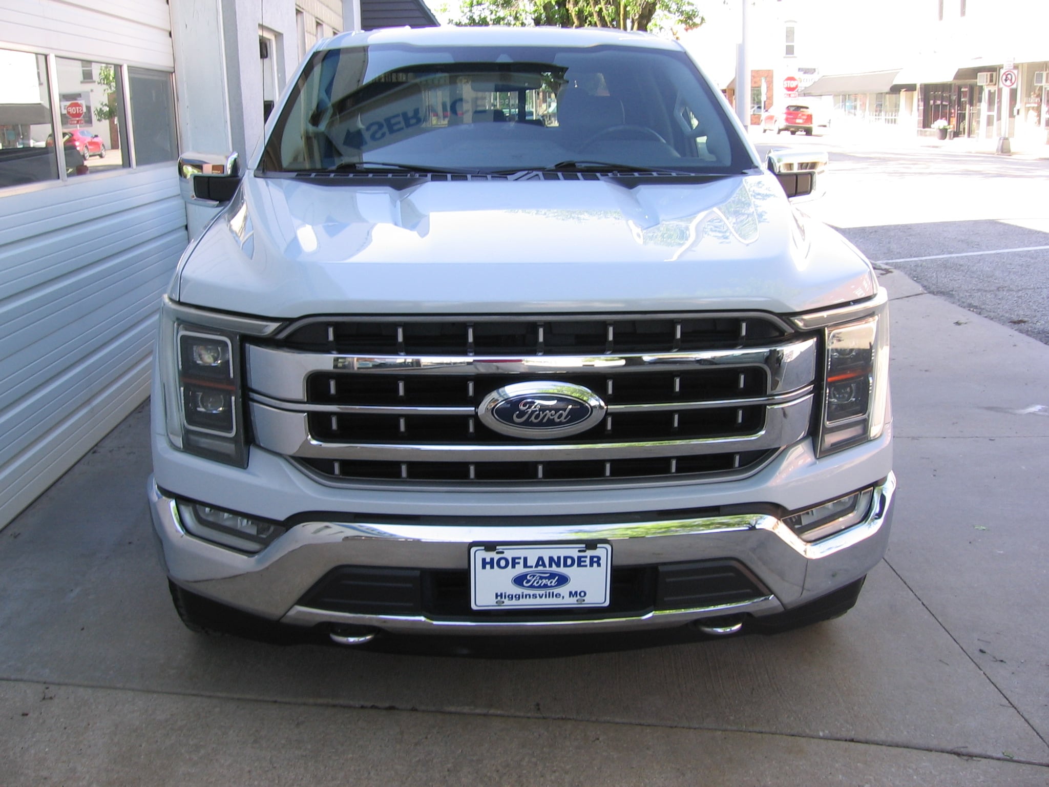 Used 2021 Ford F-150 Lariat with VIN 1FTFW1E87MKD81899 for sale in Kansas City