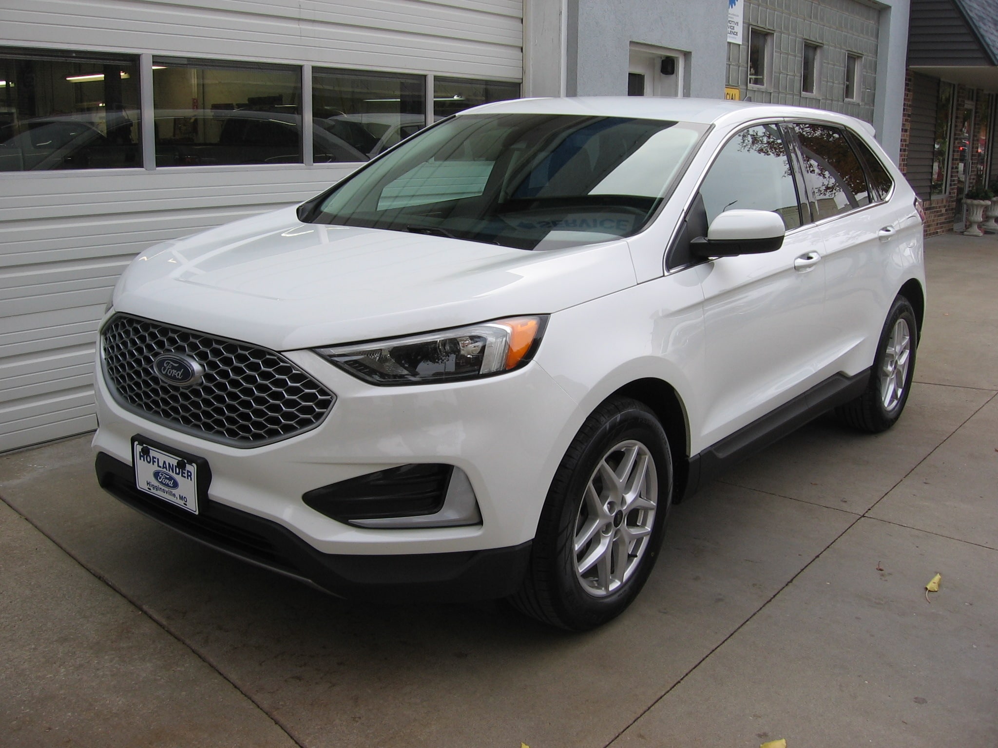 2023 Ford Edge SEL's photo