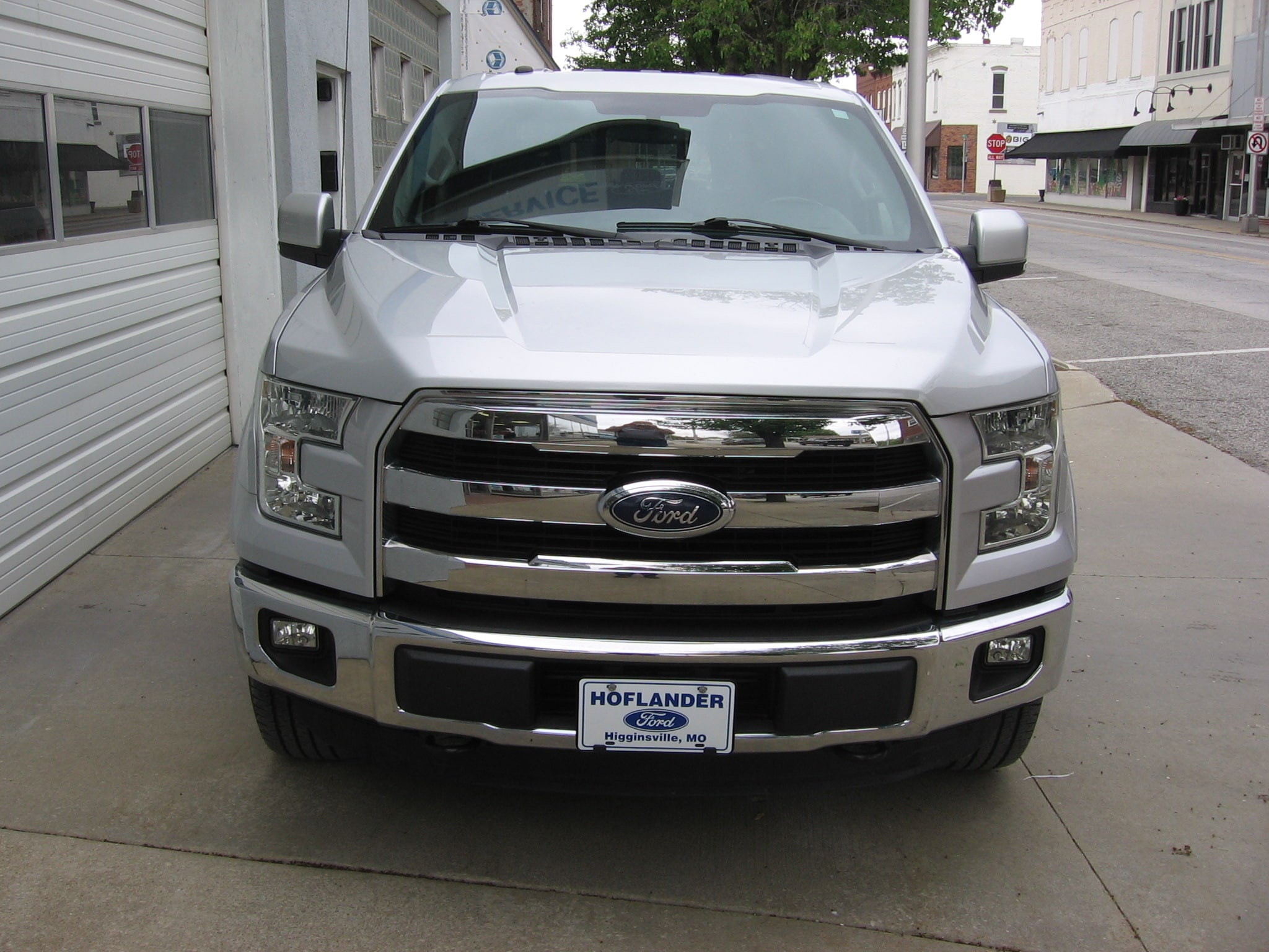 Used 2016 Ford F-150 Lariat with VIN 1FTEW1EGXGKE73306 for sale in Kansas City