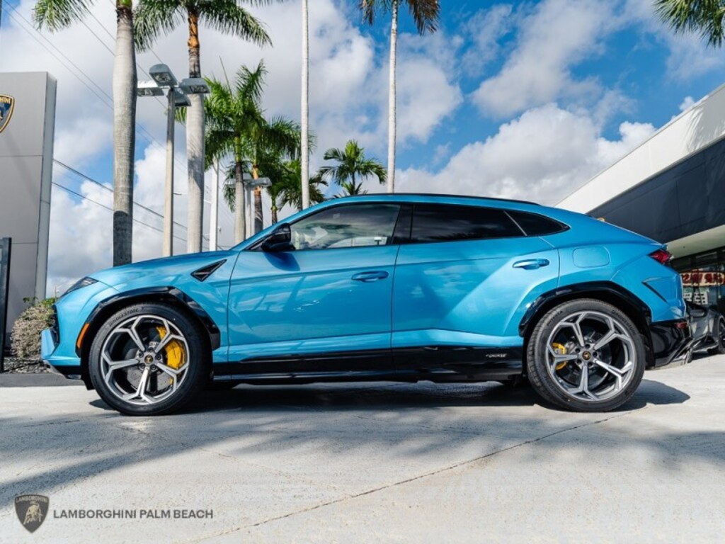 New 2025 Lamborghini Urus SE SUV