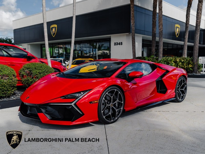  Lamborghini Revuelto