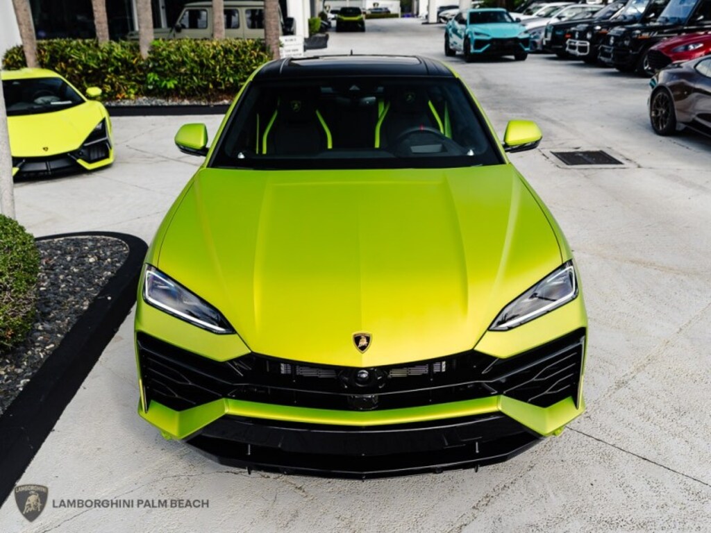 New 2025 Lamborghini Urus SE SUV