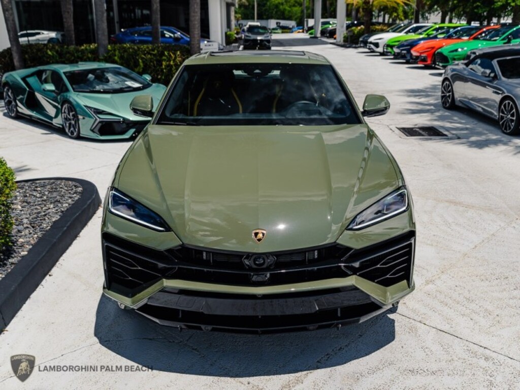Used 2025 Lamborghini Urus SE SUV
