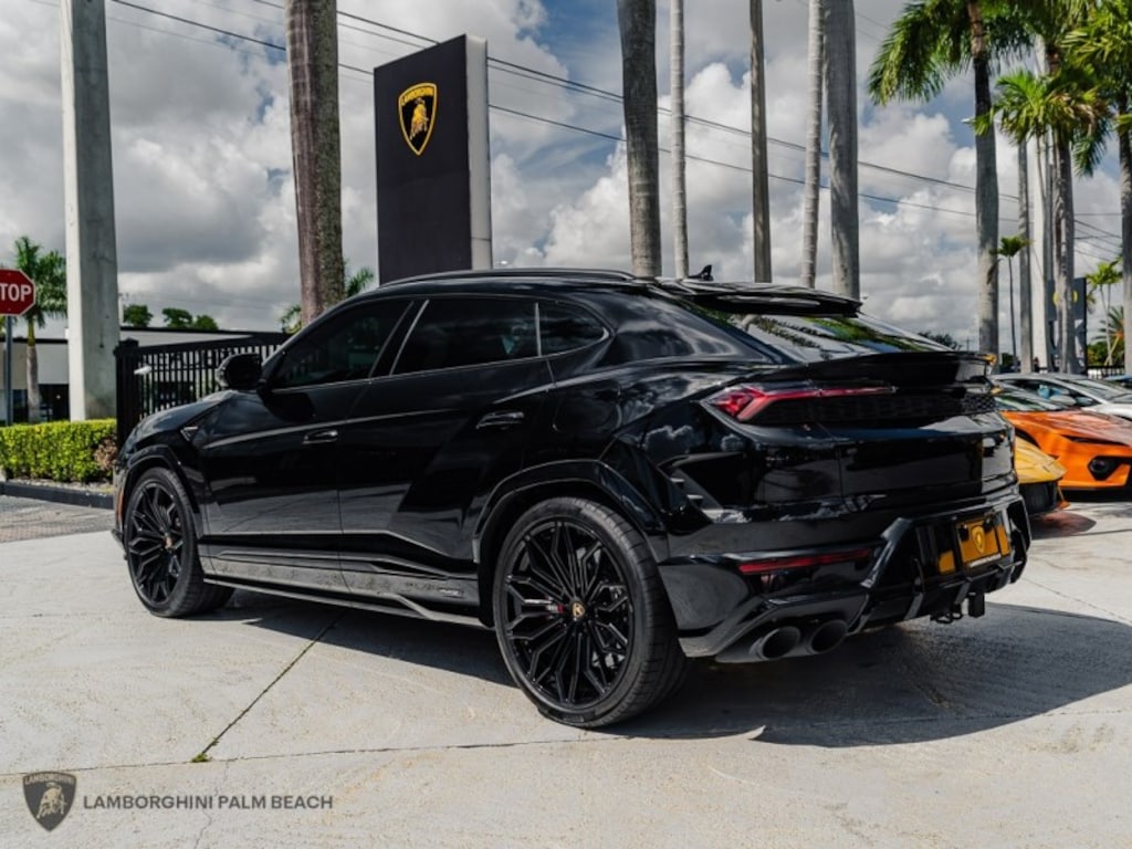Used 2026 Lamborghini Urus SE SUV