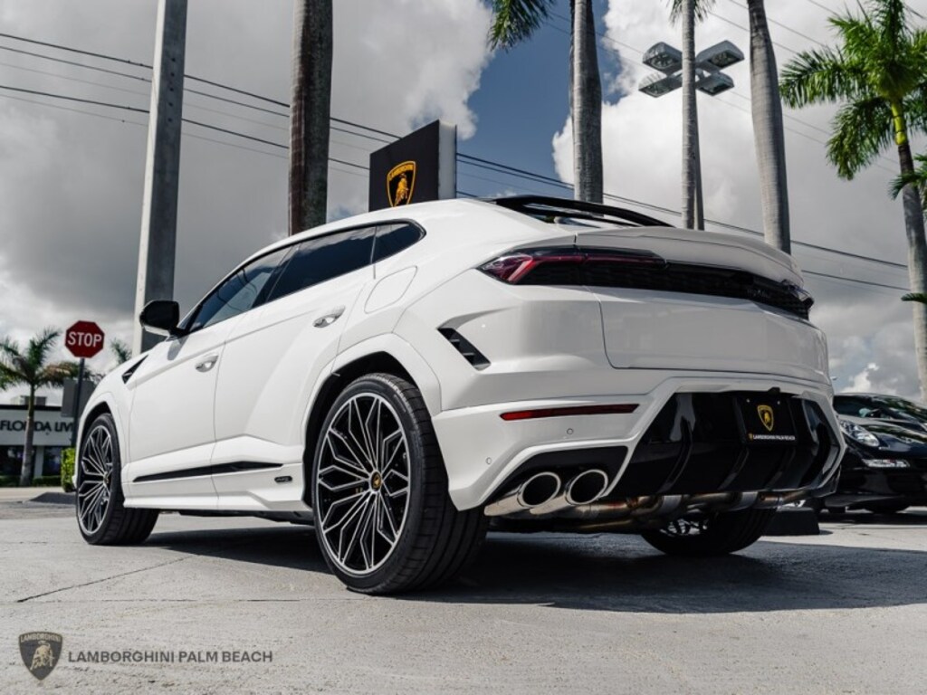 New 2025 Lamborghini Urus SE  SUV