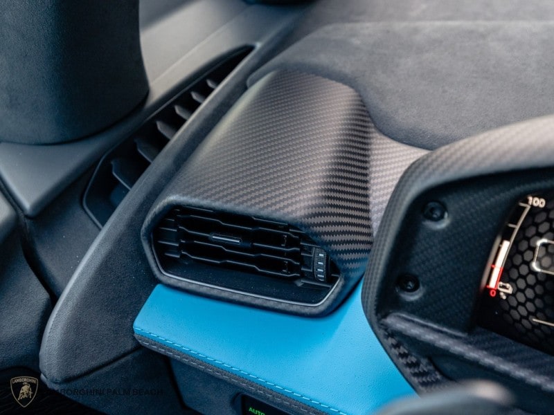 2026 Lamborghini Revuelto Base - Photo 12