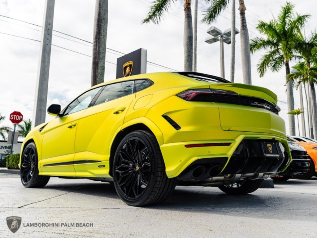 New 2025 Lamborghini Urus SE SUV