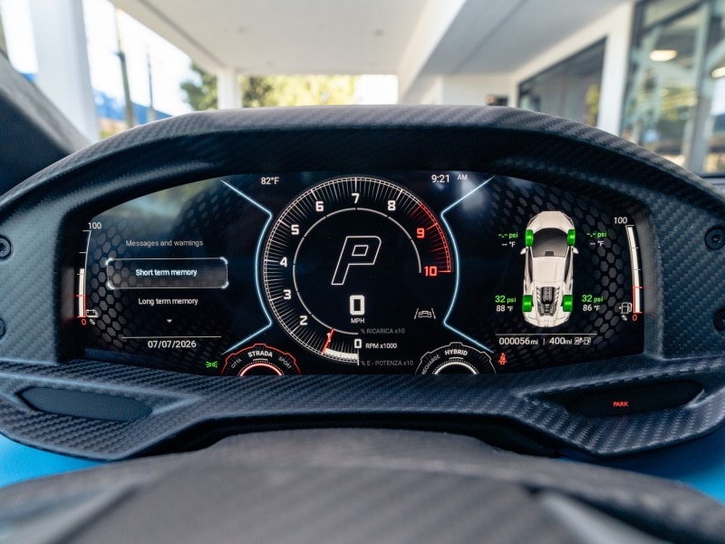 2026 Lamborghini Revuelto Base - Photo 13