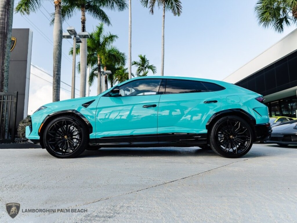 New 2025 Lamborghini Urus SE SUV
