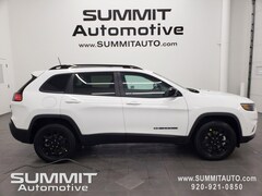 New 2023 Jeep Cherokee ALTITUDE LUX 4X4 Sport Utility for sale in Fond du Lac, WI