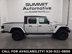 New 2023 Jeep Gladiator MOJAVE 4X4 Crew Cab for sale in Fond du Lac, WI
