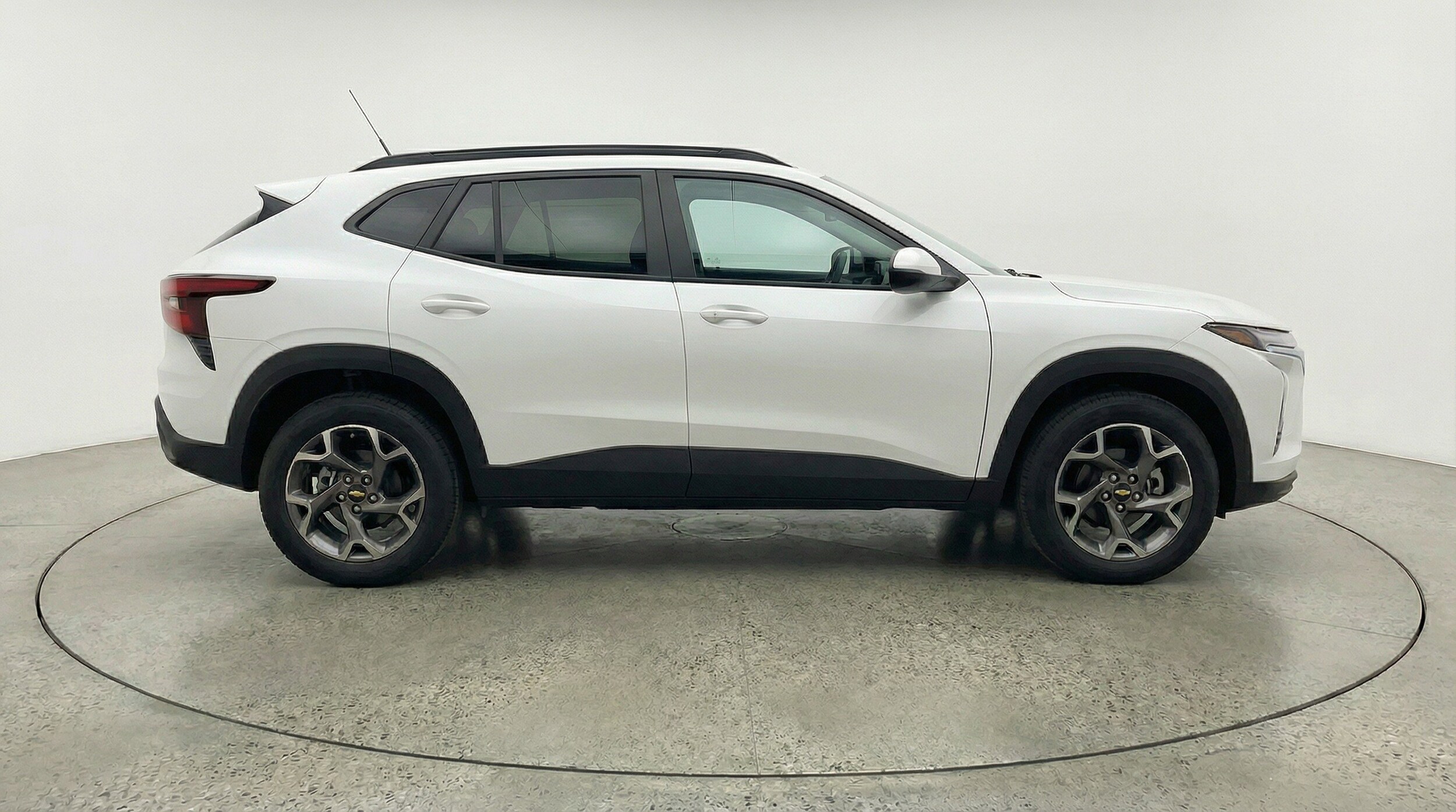 Thumbnail: 2025 Chevrolet Trax - 11