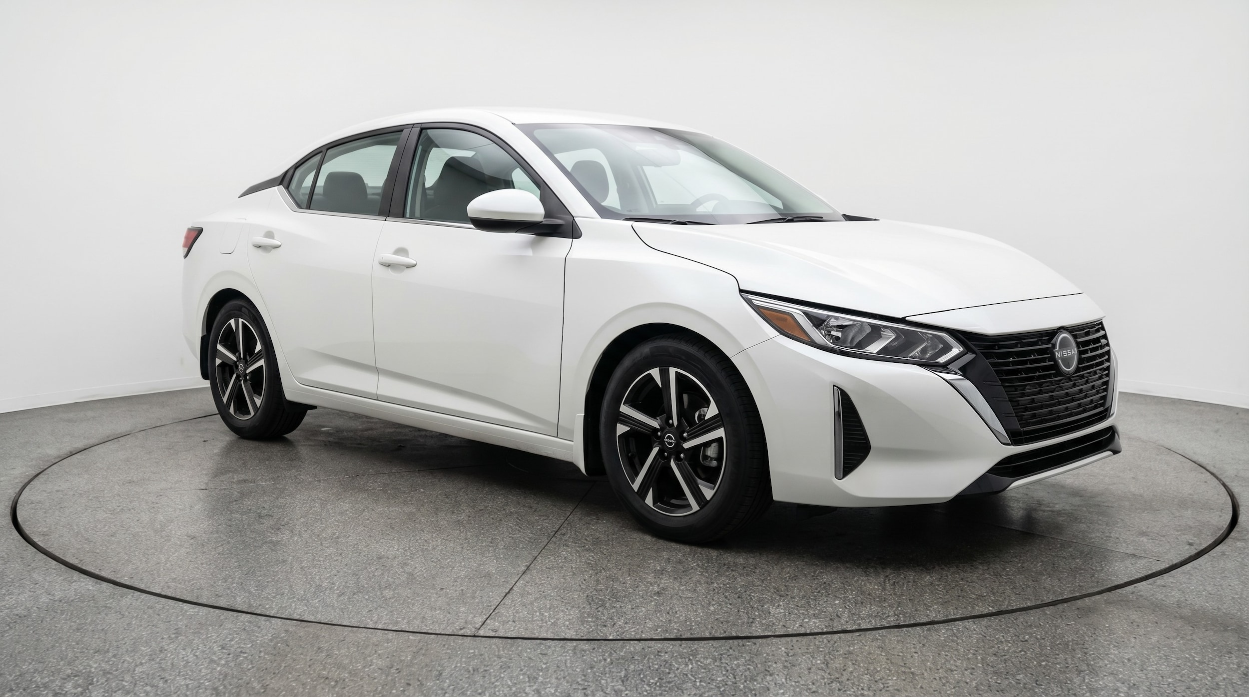 Thumbnail: 2025 Nissan Sentra - 1