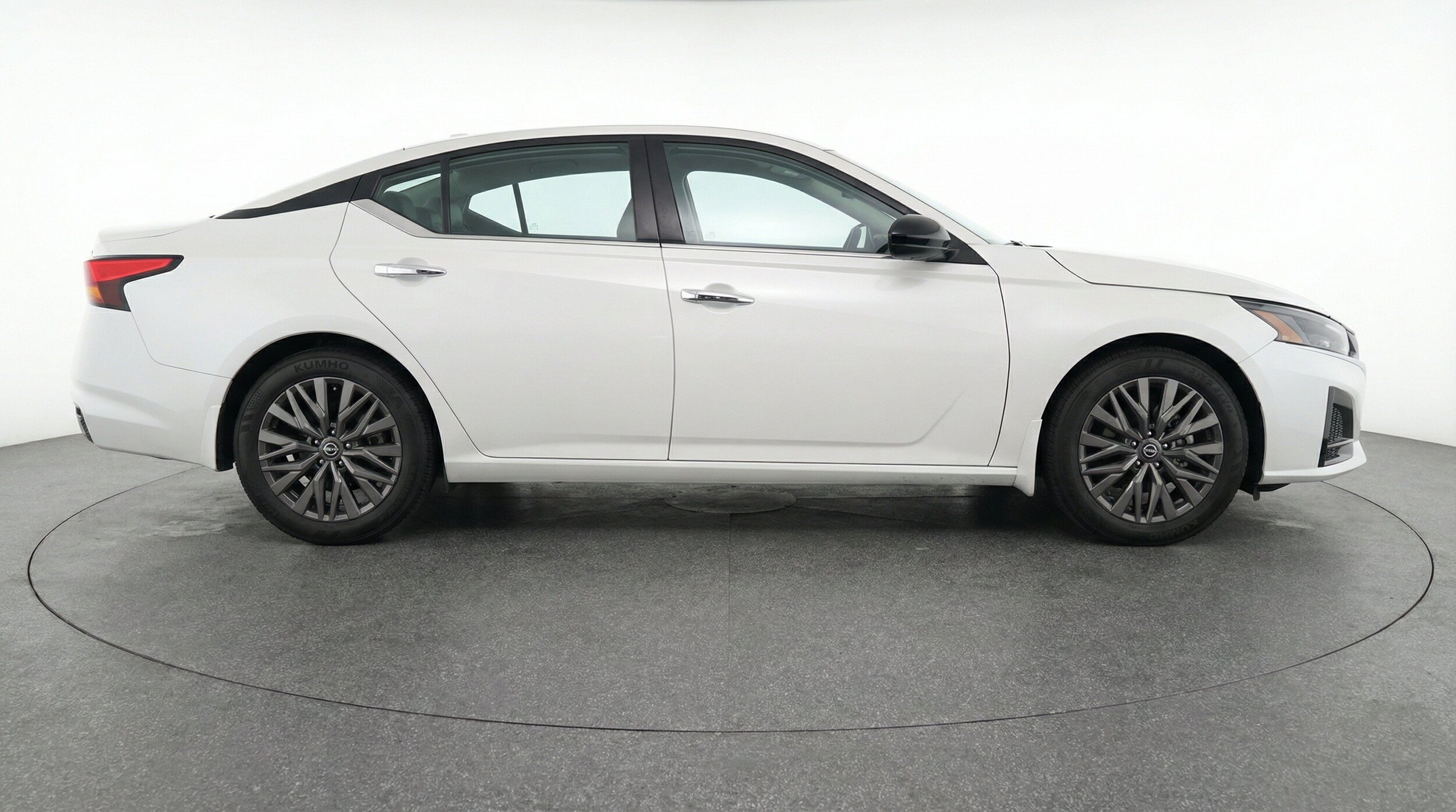 Thumbnail: 2025 Nissan Altima - 11