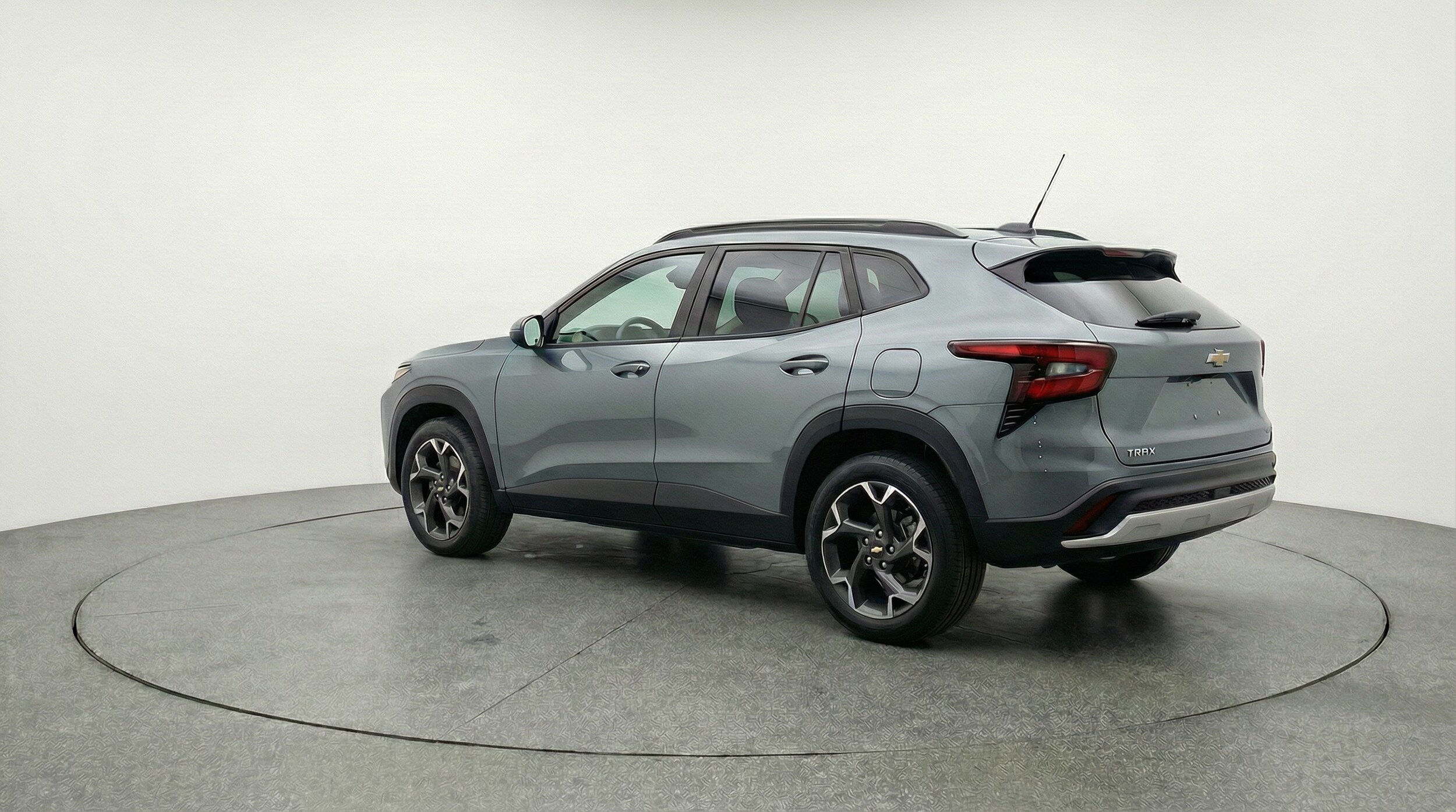 Thumbnail: 2025 Chevrolet Trax - 5