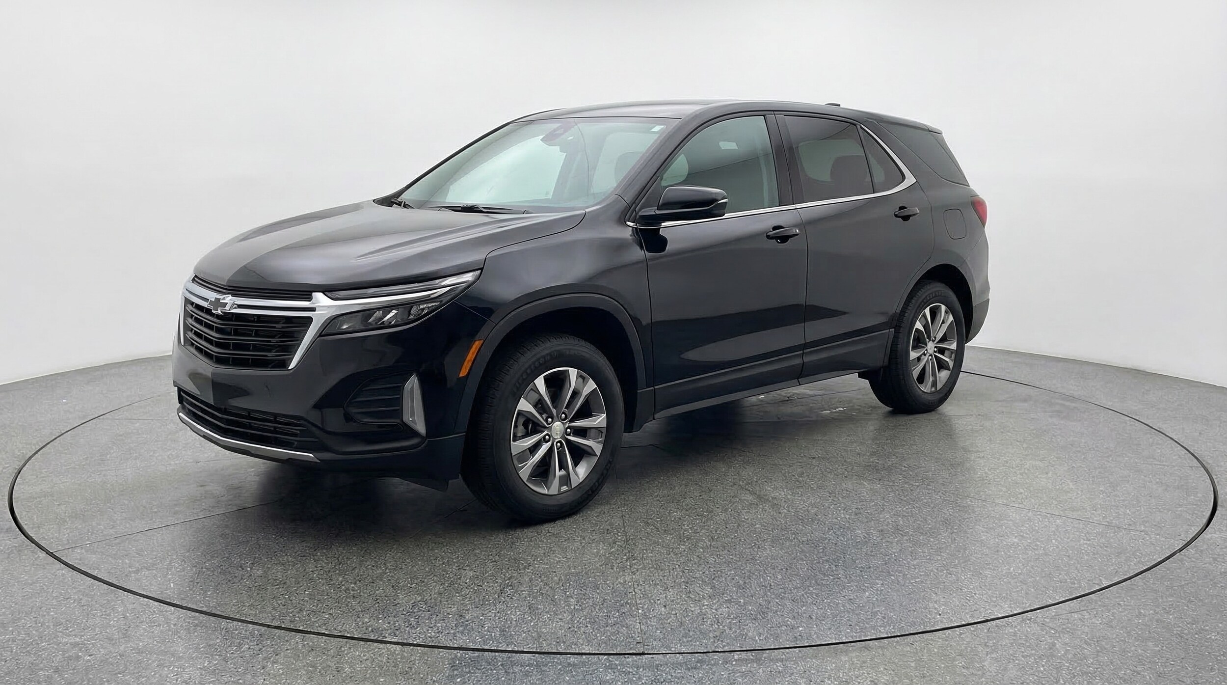 Thumbnail: 2025 Chevrolet Equinox - 3