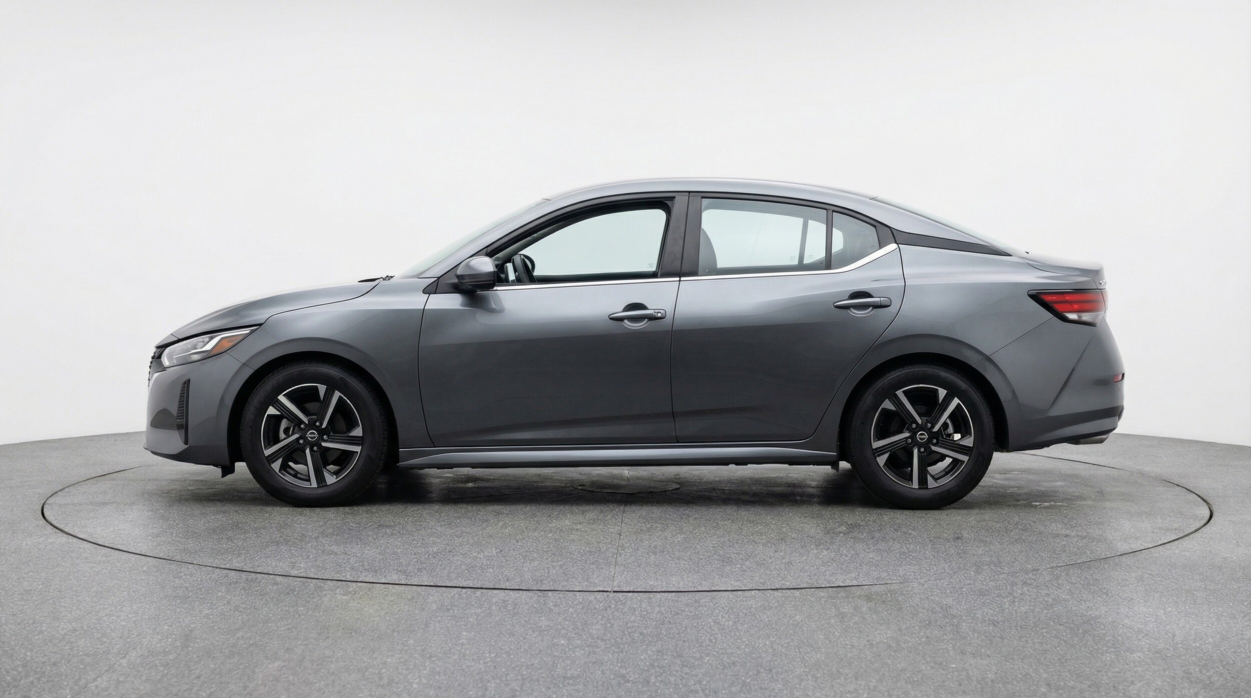 Thumbnail: 2025 Nissan Sentra - 4