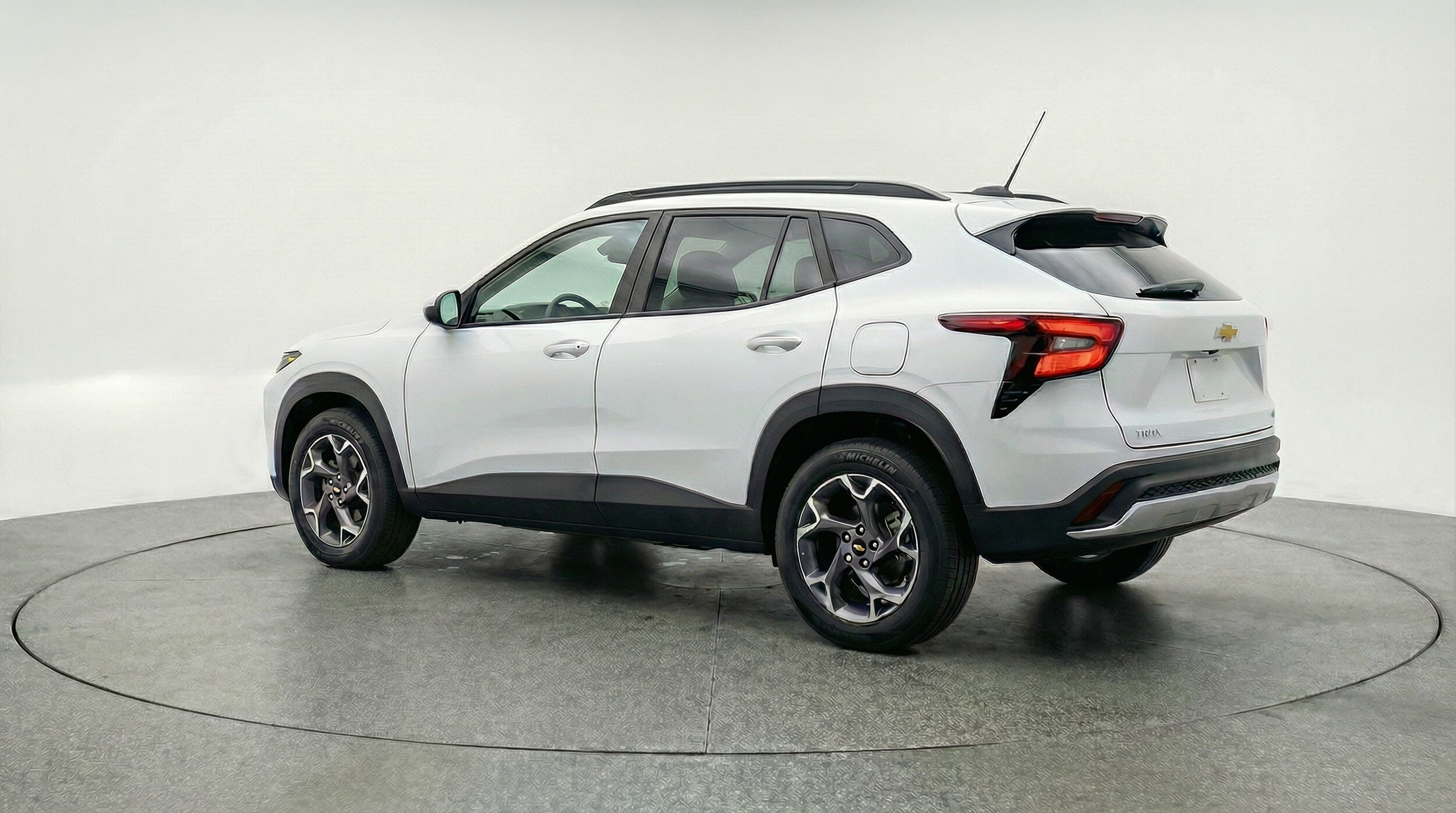 Thumbnail: 2025 Chevrolet Trax - 5