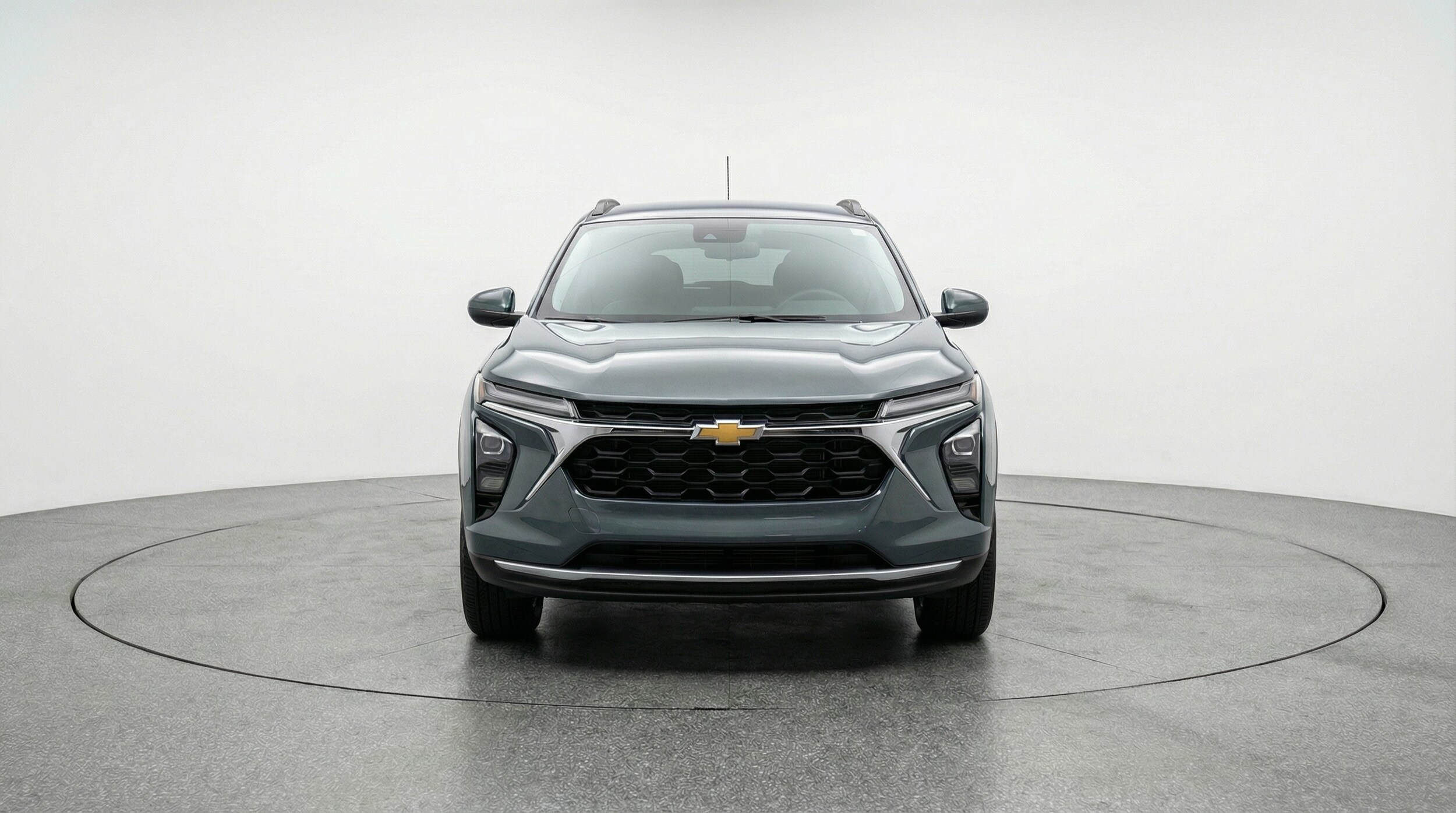 Thumbnail: 2025 Chevrolet Trax - 2
