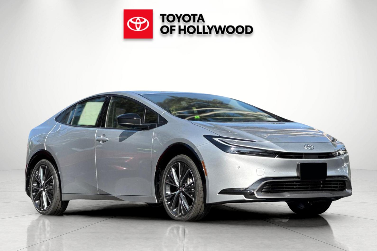 2027 Toyota Prius XLE XLE