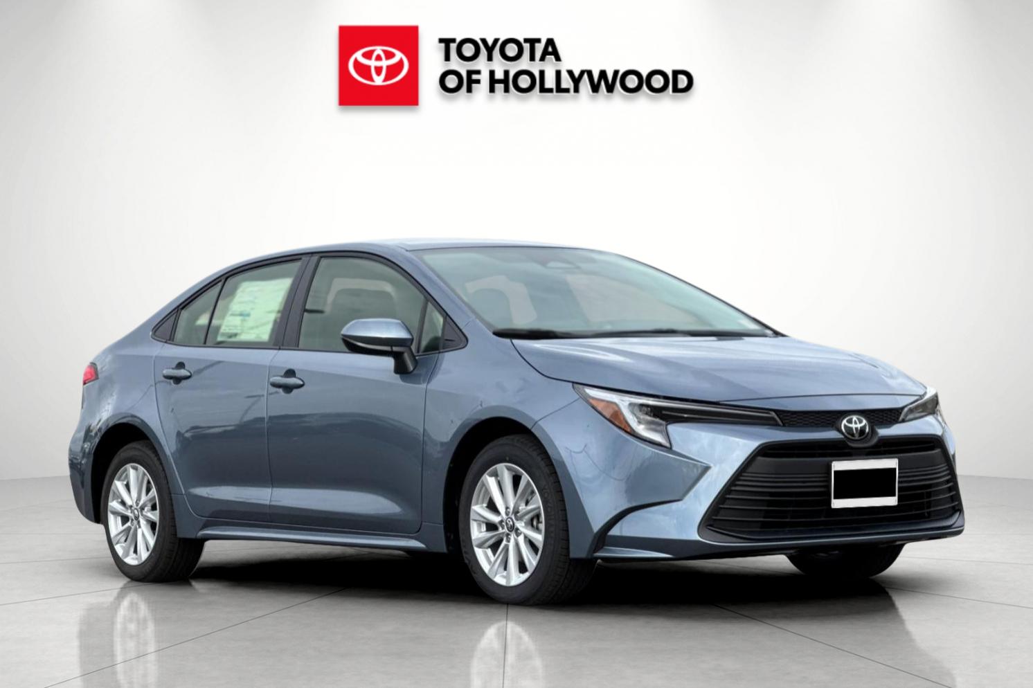 2027 Toyota Corolla Hybrid LE LE SEDAN