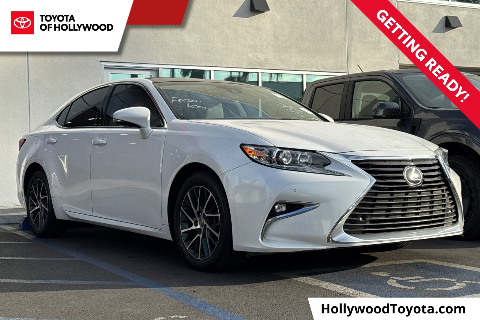 2017 Lexus ES