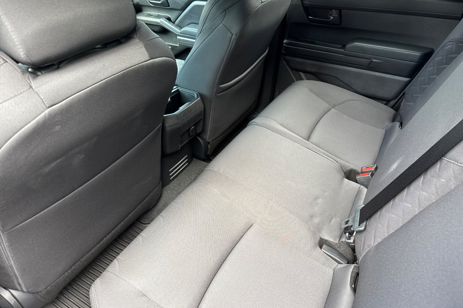 2026 Toyota Tacoma SR5 - Photo 14